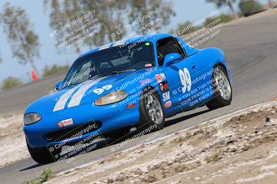 media/May-01-2022-CalClub SCCA (Sun) [[03a481c204]]/Group 5/Qualifying (I5)/